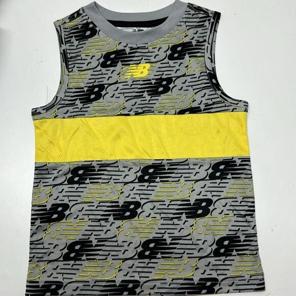 🔥3 pc new balance  kids boys T-shirt/tank/short  Sz 3TNew - Picture 4 of 9